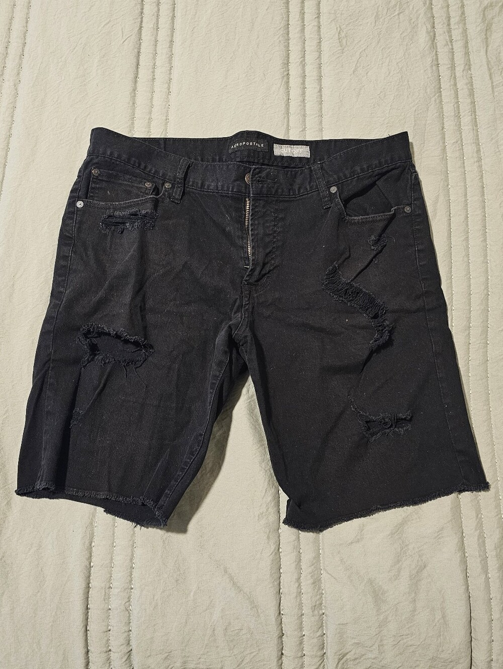 Aeropostale Mens Black Distressed Denim Shorts